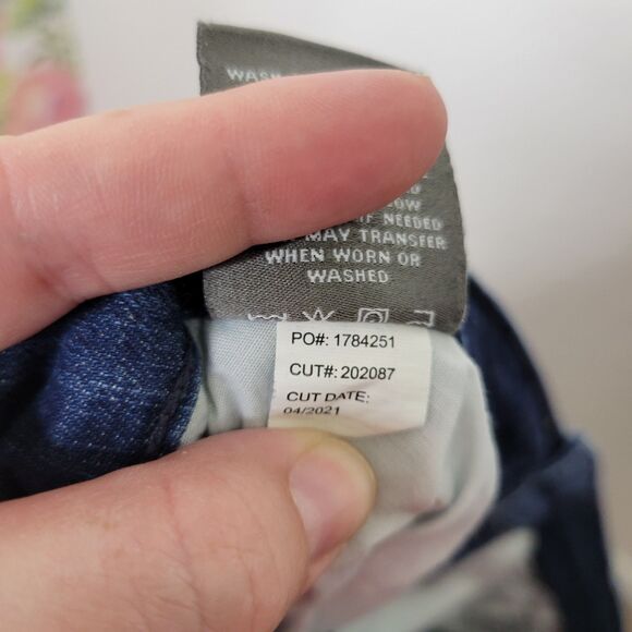 Torrid Size 22R Boyfriend Straight Vintage Stretch Mid-Rise Jeans in Dark Wash - Picture 8 of 11